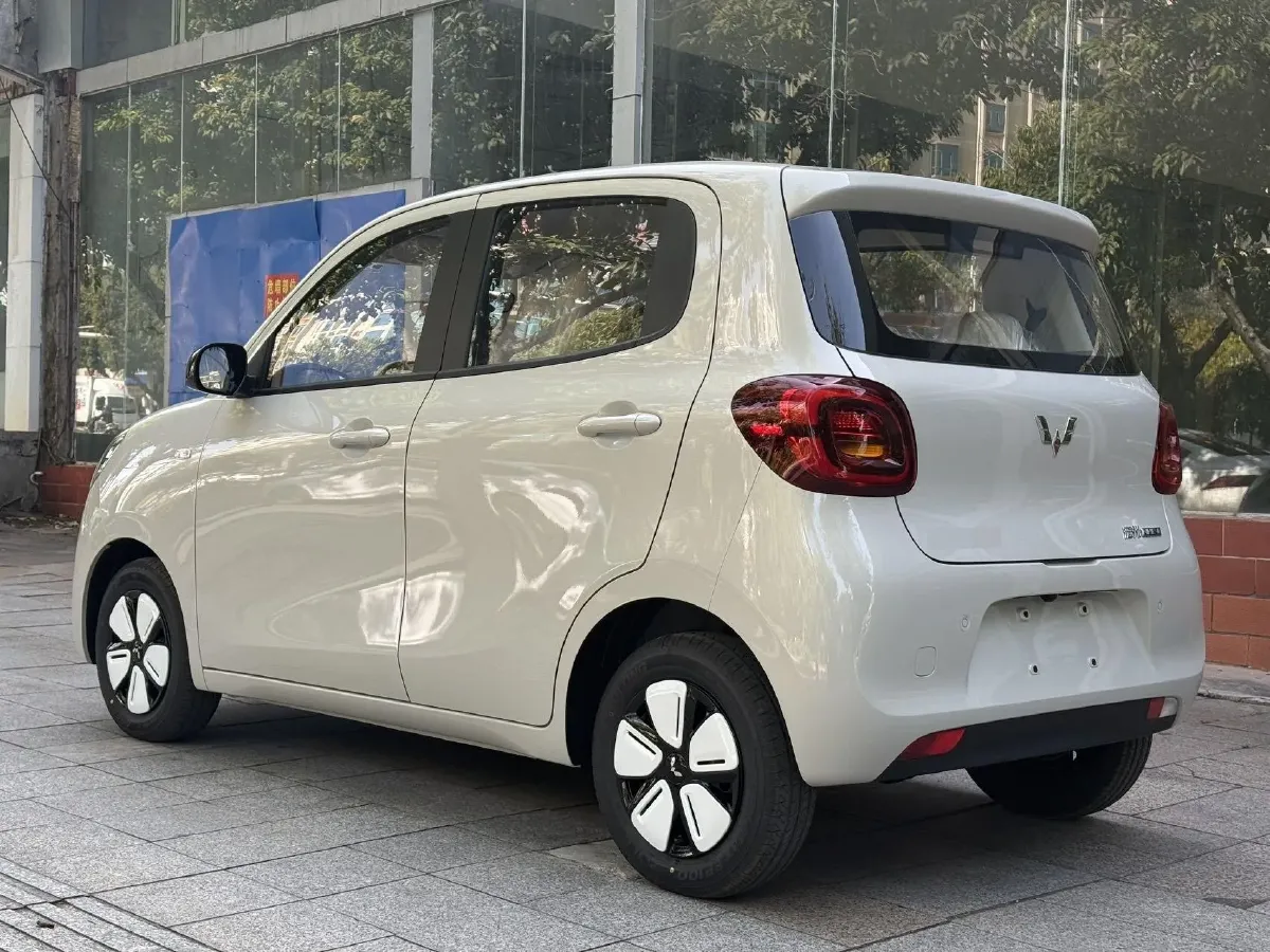 2025 WuLing HongGuang MINI EV BEV 16.2KWH,autocango,china used car exporter,china ev exporter,chinese used car exporter,chinese used ev exporter