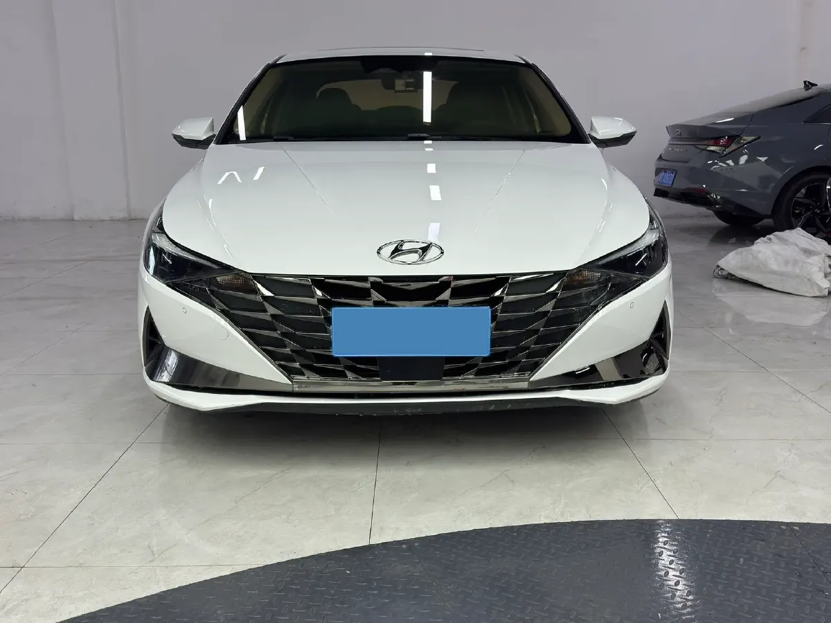2022 Hyundai Elantra 1.5L 115HP L4 CVT,autocango,china used car exporter,china ev exporter,chinese used car exporter,chinese used ev exporter