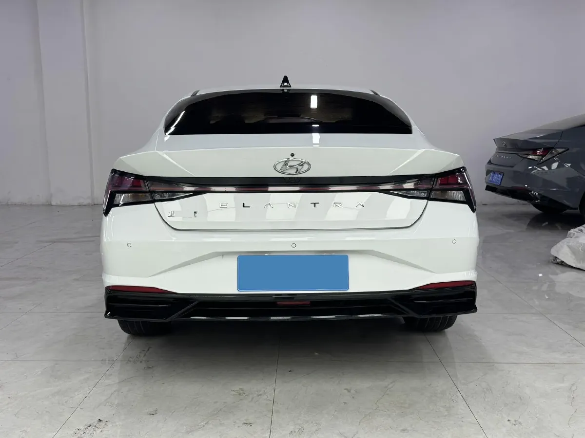 2022 Hyundai Elantra 1.5L 115HP L4 CVT,autocango,china used car exporter,china ev exporter,chinese used car exporter,chinese used ev exporter