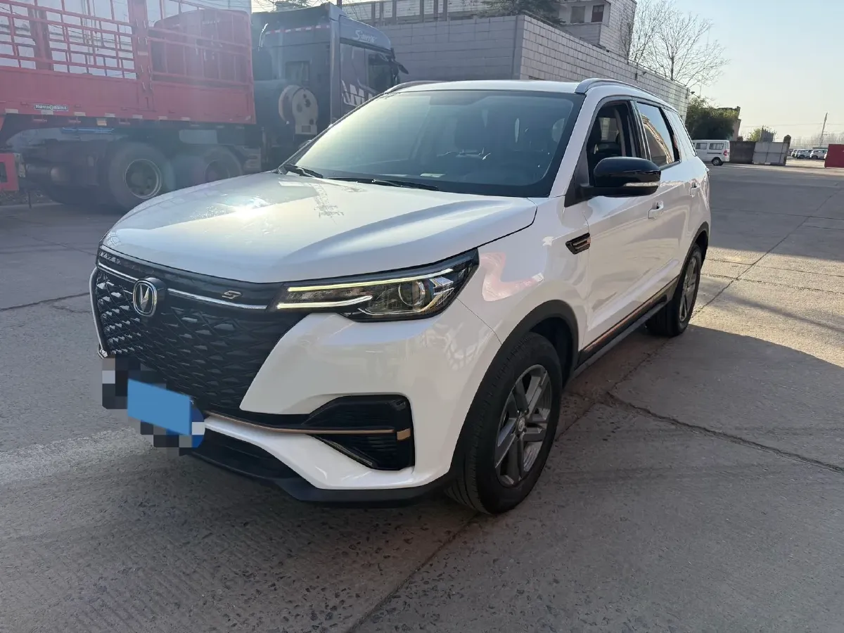 2022 ChangAn CS55 Plus 1.5T 180HP L4 6MT,autocango,china used car exporter,china ev exporter,chinese used car exporter,chinese used ev exporter
