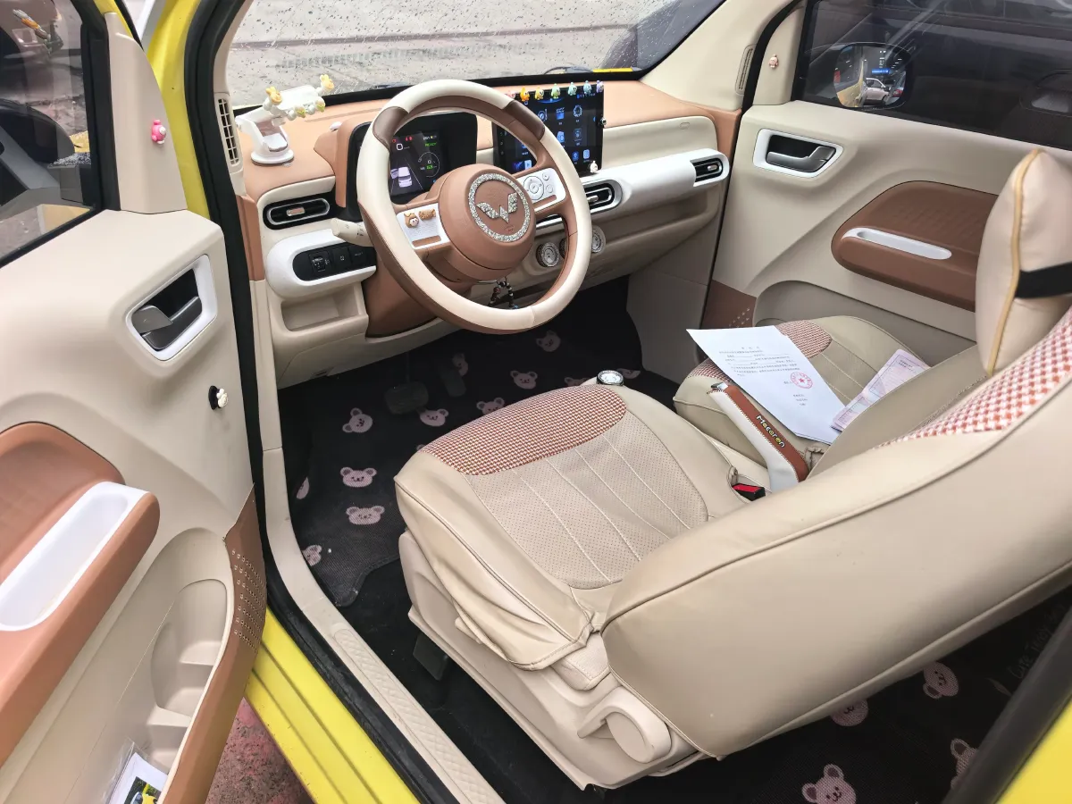 2024 WuLing HongGuang MINI EV BEV 17.3KWH,autocango,china used car exporter,china ev exporter,chinese used car exporter,chinese used ev exporter