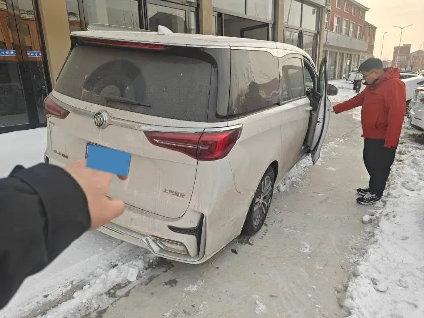 2021 Buick GL8 2.0T 237HP L4 9AT,autocango,china used car exporter,china ev exporter,chinese used car exporter,chinese used ev exporter