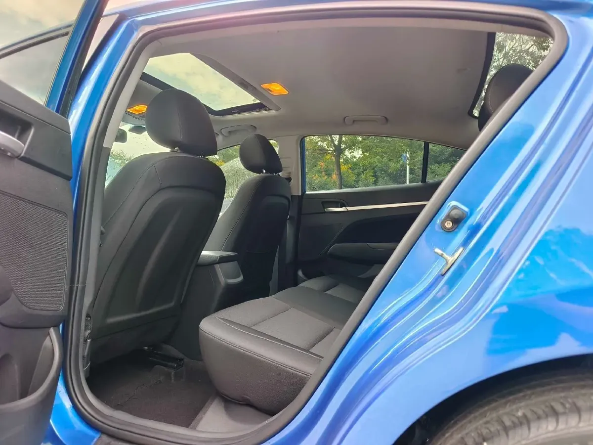 2016 Hyundai Elantra 1.6L 130HP L4 6AT,autocango,china used car exporter,china ev exporter,chinese used car exporter,chinese used ev exporter