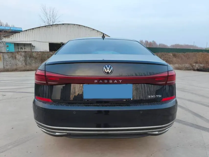 2023 Volkswagen Passat 2.0T 186HP L4 7DCT,autocango,china used car exporter,china ev exporter,chinese used car exporter,chinese used ev exporter