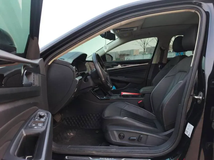 2023 Volkswagen Passat 2.0T 186HP L4 7DCT,autocango,china used car exporter,china ev exporter,chinese used car exporter,chinese used ev exporter