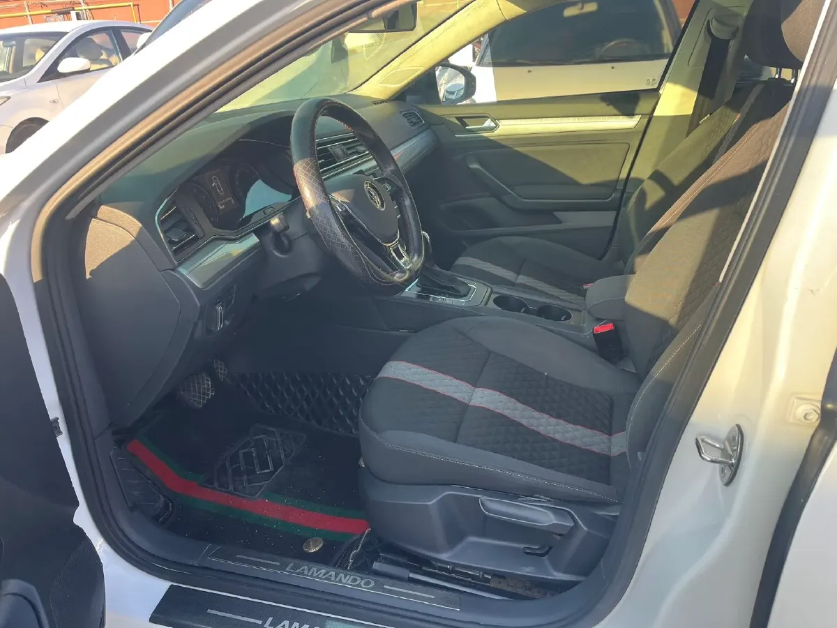 2019 Volkswagen T-Cross 1.4T 150HP L4 7DCT,autocango,china used car exporter,china ev exporter,chinese used car exporter,chinese used ev exporter