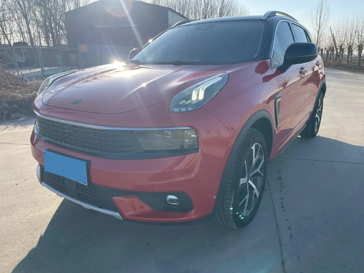 2017 LYNK&CO 01 2.0T 190HP L4 7DCT