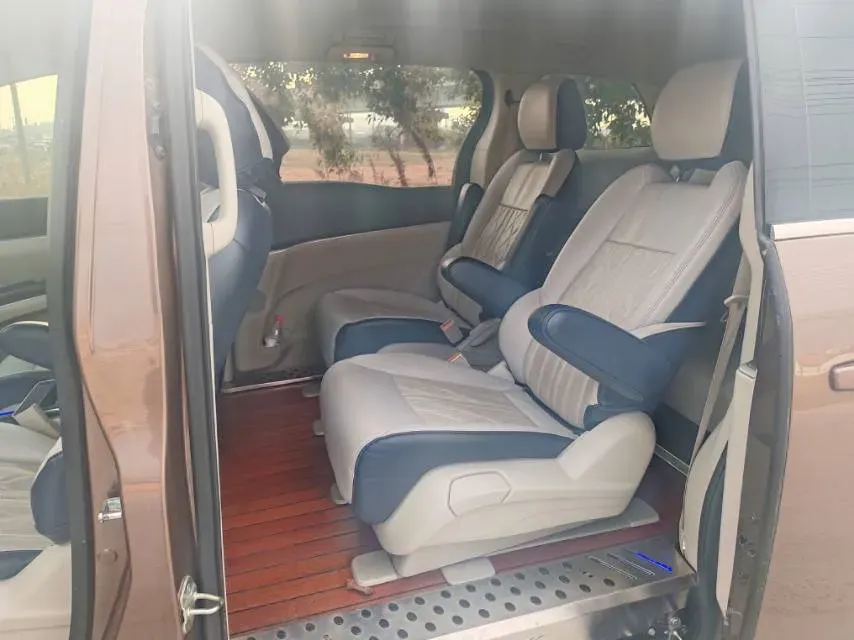 2021 Buick GL8 2.0T 237HP L4 9AT,autocango,china used car exporter,china ev exporter,chinese used car exporter,chinese used ev exporter