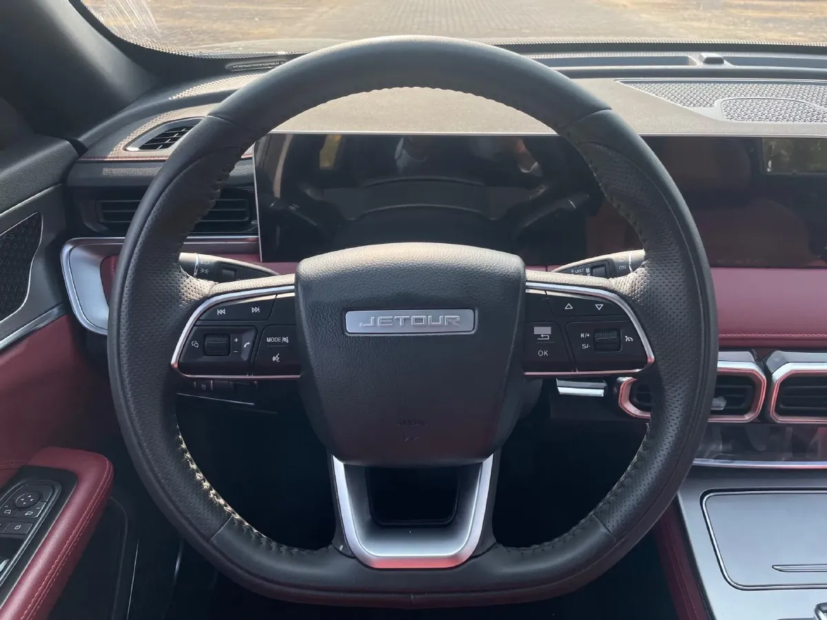 2023 ChangAn Oshan X7 Plus 1.5T 188HP L4 7DCT,autocango,china used car exporter,china ev exporter,chinese used car exporter,chinese used ev exporter