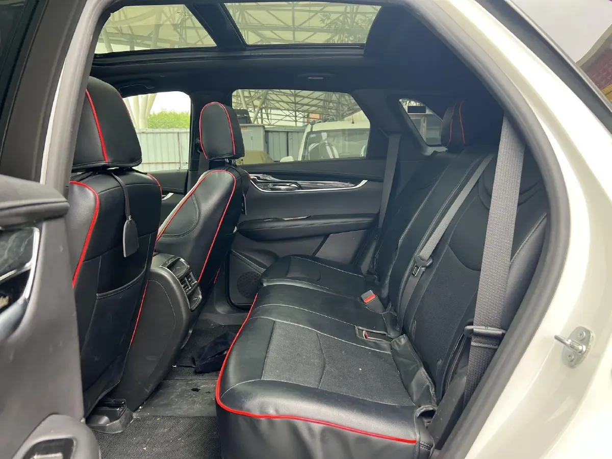 2021 Cadillac XT5 2.0T 237HP L4 9AT,autocango,china used car exporter,china ev exporter,chinese used car exporter,chinese used ev exporter