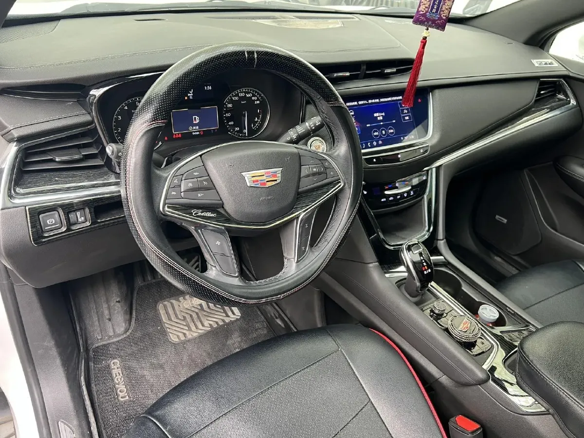 2021 Cadillac XT5 2.0T 237HP L4 9AT,autocango,china used car exporter,china ev exporter,chinese used car exporter,chinese used ev exporter