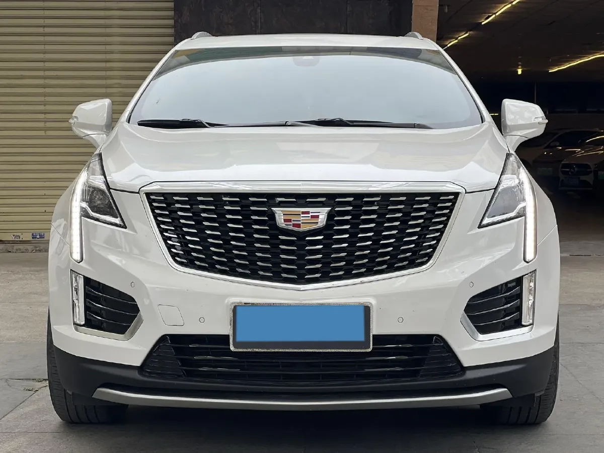 2021 Cadillac XT5 2.0T 237HP L4 9AT,autocango,china used car exporter,china ev exporter,chinese used car exporter,chinese used ev exporter