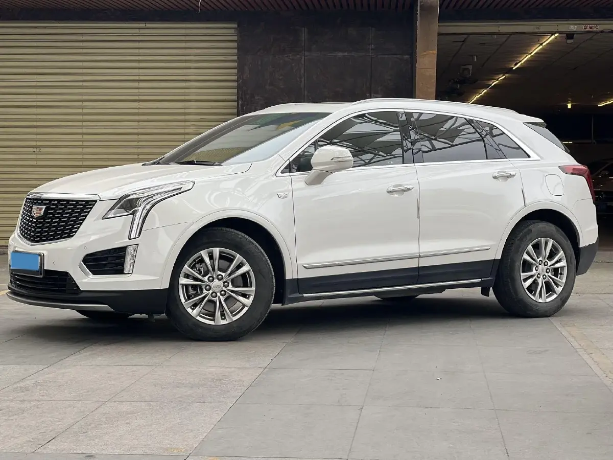 2021 Cadillac XT5 2.0T 237HP L4 9AT