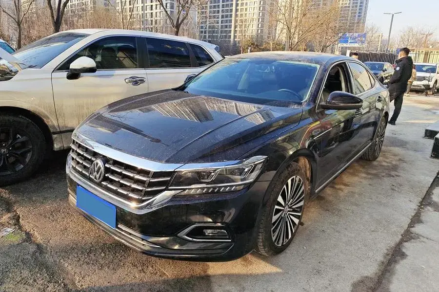 2020 Volkswagen Passat 2.0T 186HP L4 7DCT