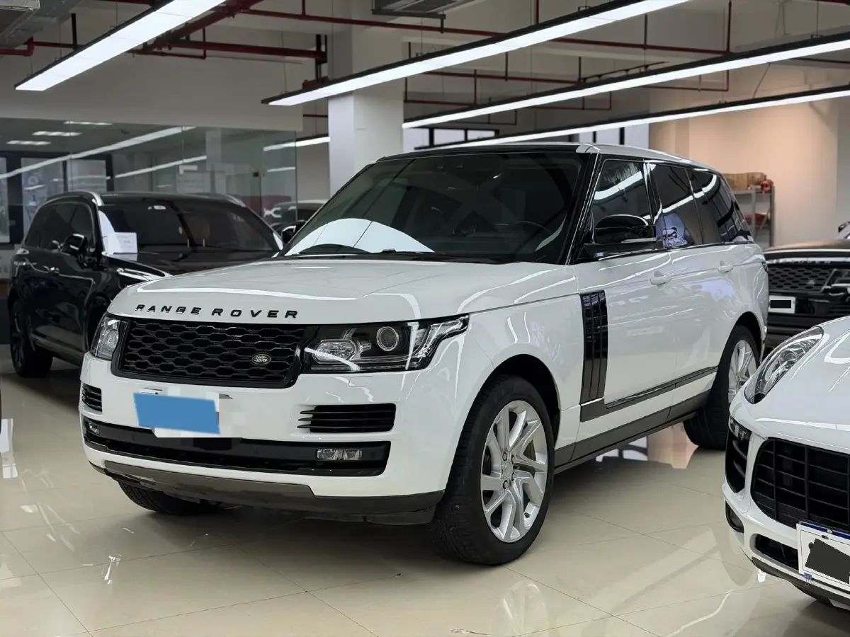 2018 Land Rover Range Rover Evoque 2.0T 241HP L4 9AT
