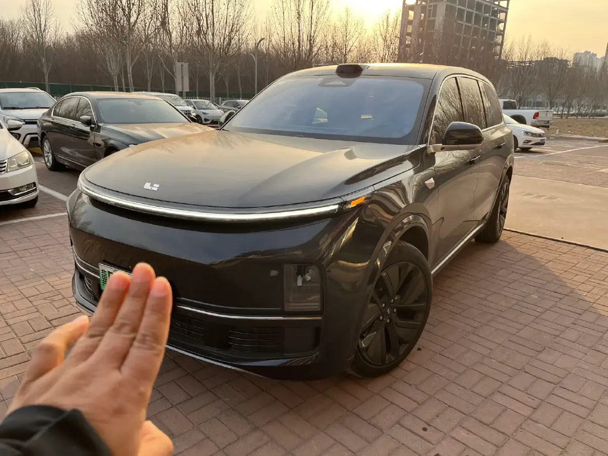 2022 Li L9 Range Extended 154HP REEV 42.6KWH