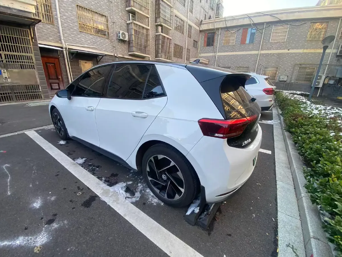 2024 Volkswagen ID.3 BEV 52.8KWH,autocango,china used car exporter,china ev exporter,chinese used car exporter,chinese used ev exporter