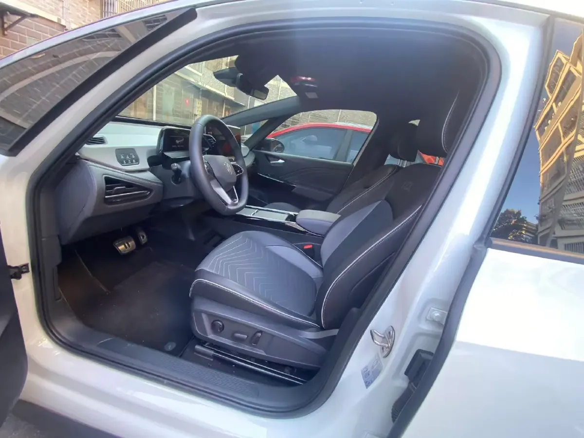 2024 Volkswagen ID.3 BEV 52.8KWH,autocango,china used car exporter,china ev exporter,chinese used car exporter,chinese used ev exporter