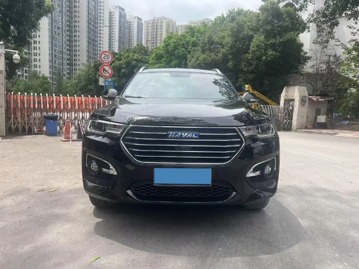 2018 Haval H6 2.0T 197HP L4 7DCT,autocango,china used car exporter,china ev exporter,chinese used car exporter,chinese used ev exporter