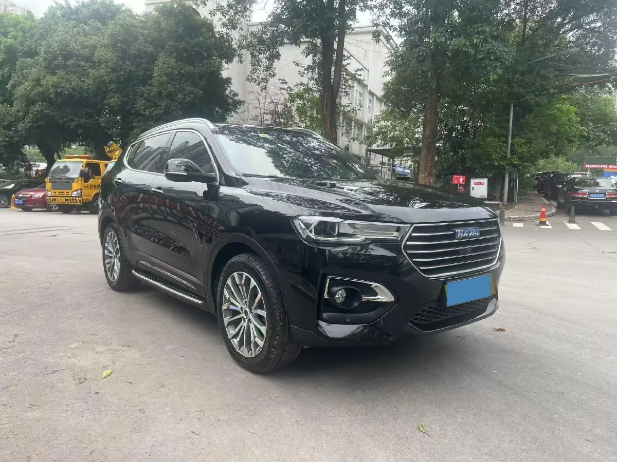 2018 Haval H6 2.0T 197HP L4 7DCT,autocango,china used car exporter,china ev exporter,chinese used car exporter,chinese used ev exporter