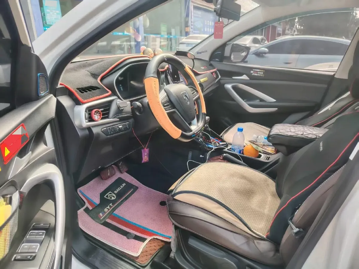 2020 HanTeng X5 1.5T 156HP L4 6AT,autocango,china used car exporter,china ev exporter,chinese used car exporter,chinese used ev exporter