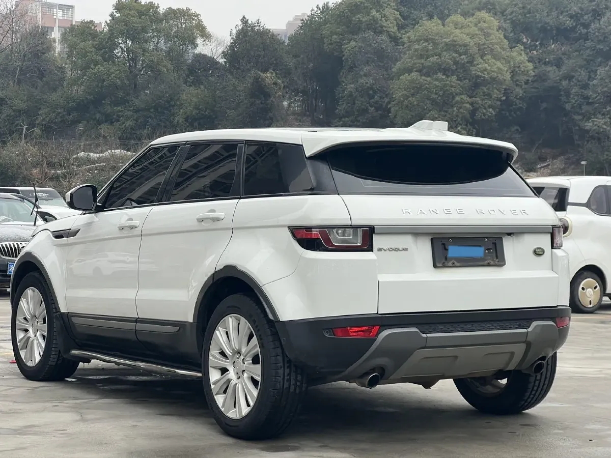 2018 Land Rover Range Rover Evoque 2.0T 241HP L4 9AT,autocango,china used car exporter,china ev exporter,chinese used car exporter,chinese used ev exporter