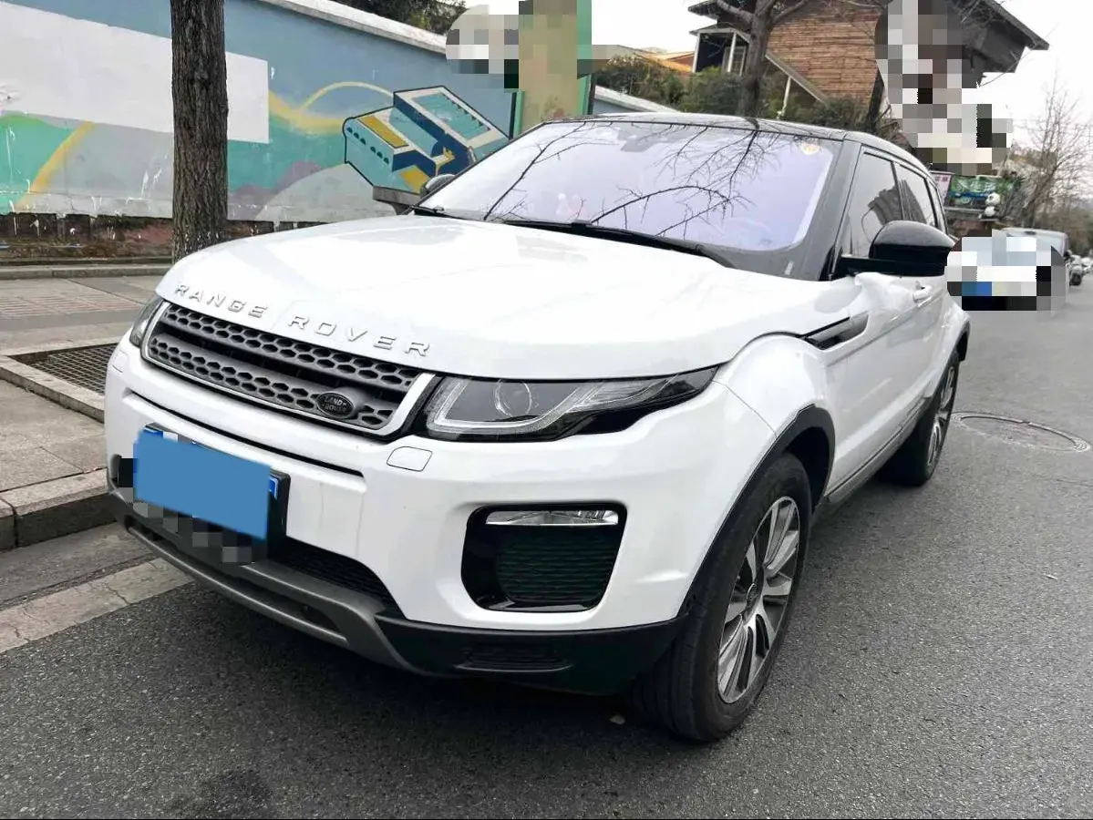 2018 Land Rover Range Rover Evoque 2.0T 241HP L4 9AT