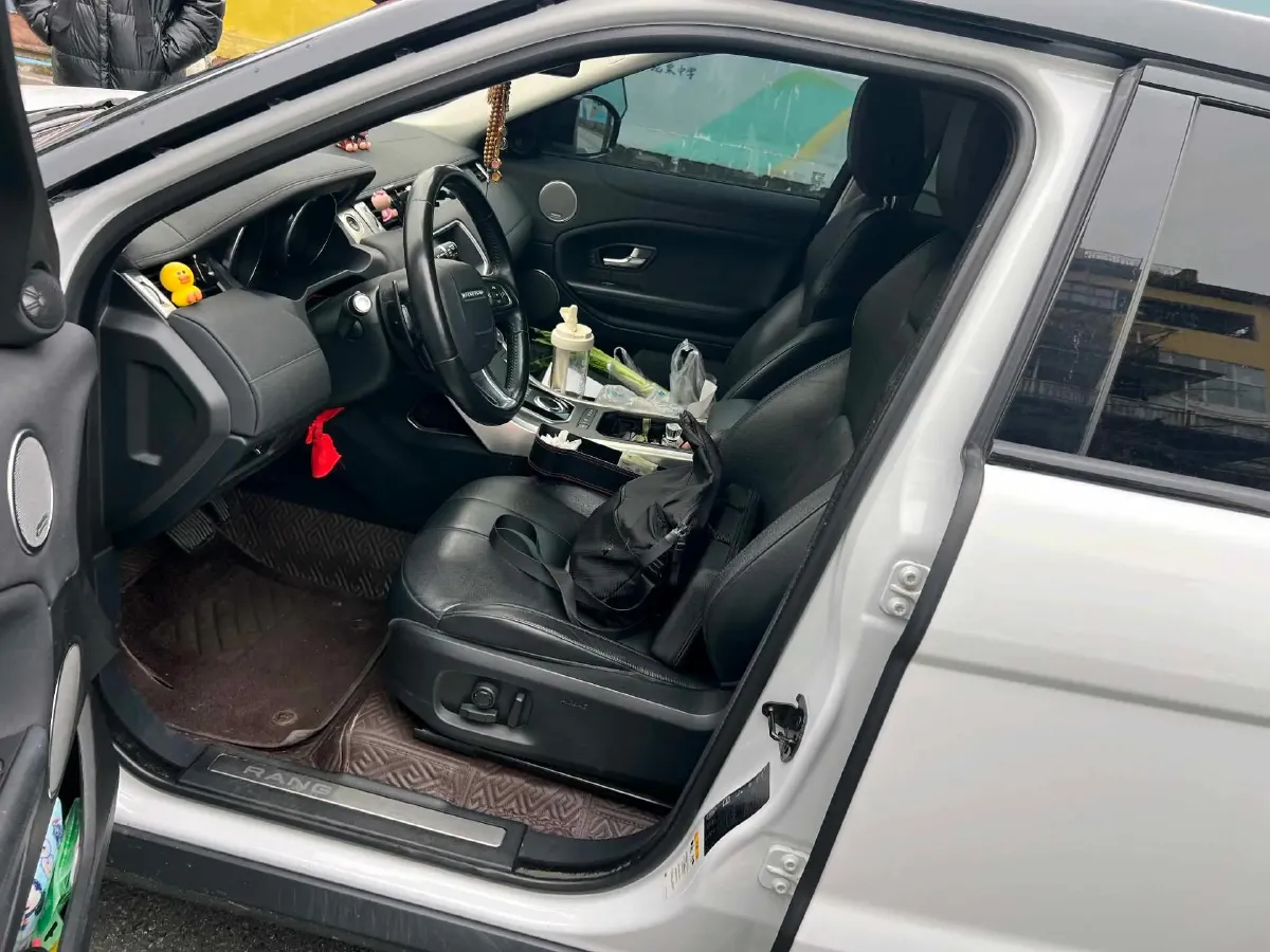 2018 Land Rover Range Rover Evoque 2.0T 241HP L4 9AT,autocango,china used car exporter,china ev exporter,chinese used car exporter,chinese used ev exporter