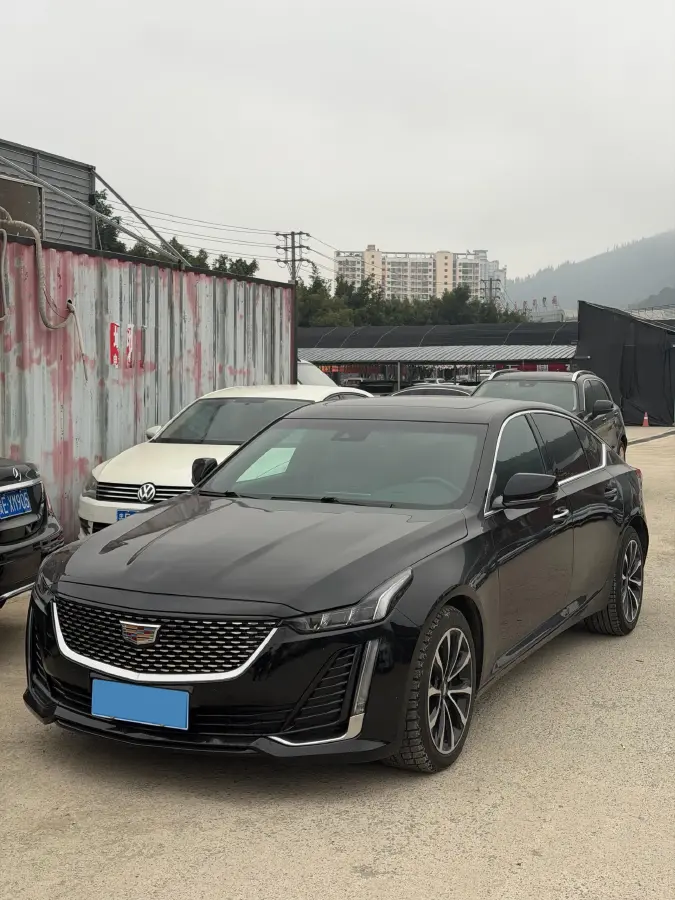 2021 Cadillac CT5 2.0T 237HP L4 10AT