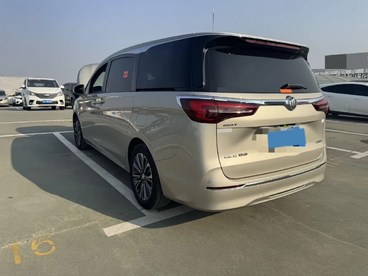 2021 Buick GL8 2.0T 237HP L4 9AT,autocango,china used car exporter,china ev exporter,chinese used car exporter,chinese used ev exporter