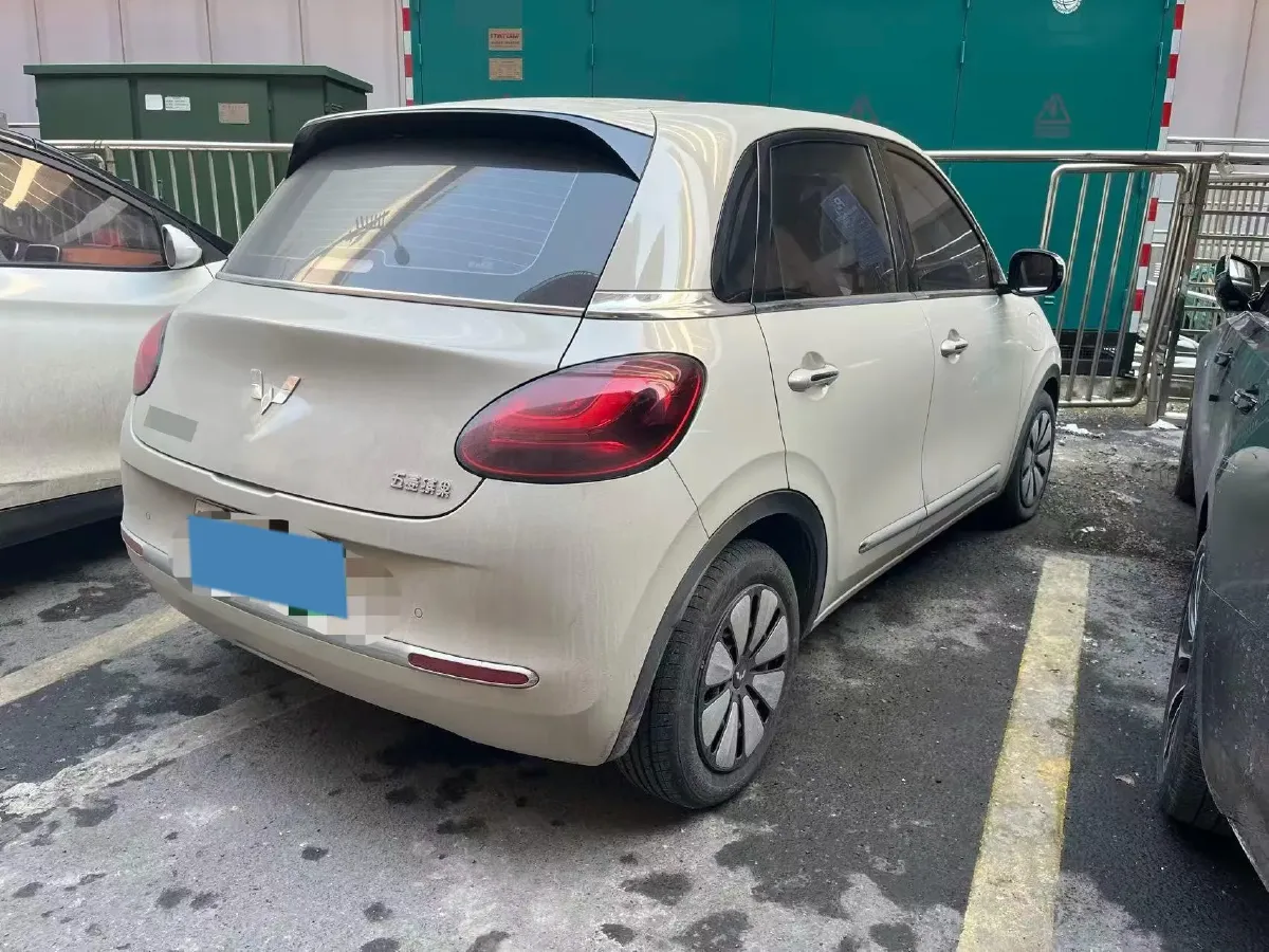 2024 WuLing BinGuo BEV 31.9KWH,autocango,china used car exporter,china ev exporter,chinese used car exporter,chinese used ev exporter