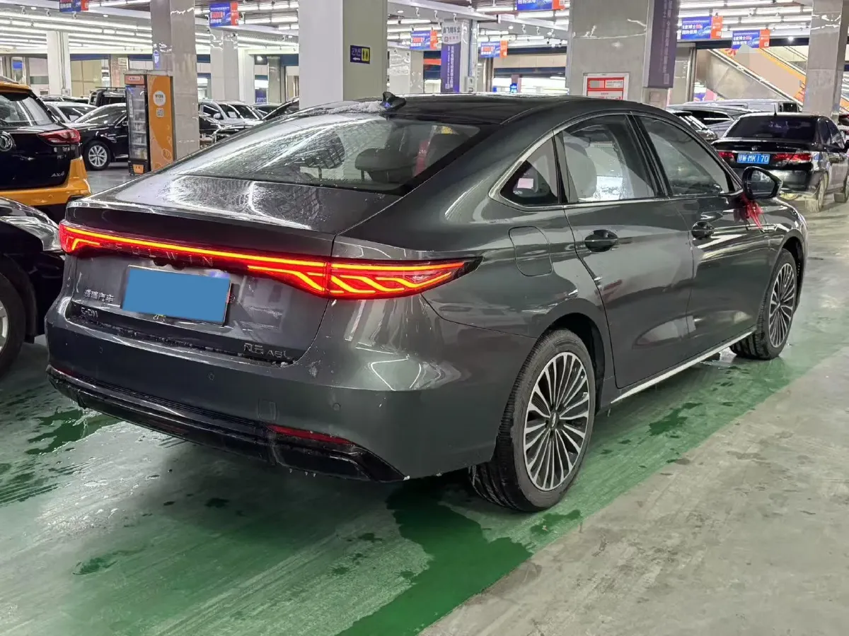 2025 Fulwin FulwinA8L 1.5T 156HP L4 1DHT PHEV 18.67KWH,autocango,china used car exporter,china ev exporter,chinese used car exporter,chinese used ev exporter
