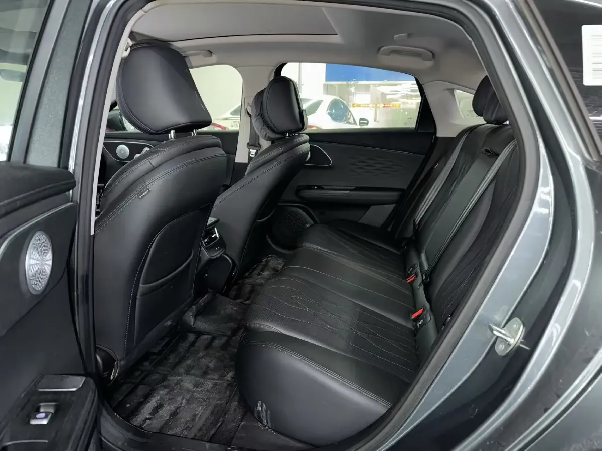 2025 Fulwin FulwinA8L 1.5T 156HP L4 1DHT PHEV 18.67KWH,autocango,china used car exporter,china ev exporter,chinese used car exporter,chinese used ev exporter