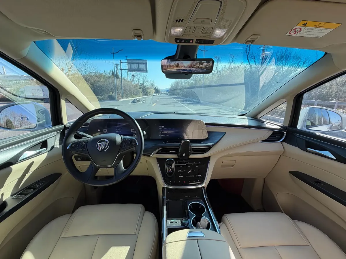 2023 Buick GL8 2.0T 237HP L4 9AT,autocango,china used car exporter,china ev exporter,chinese used car exporter,chinese used ev exporter