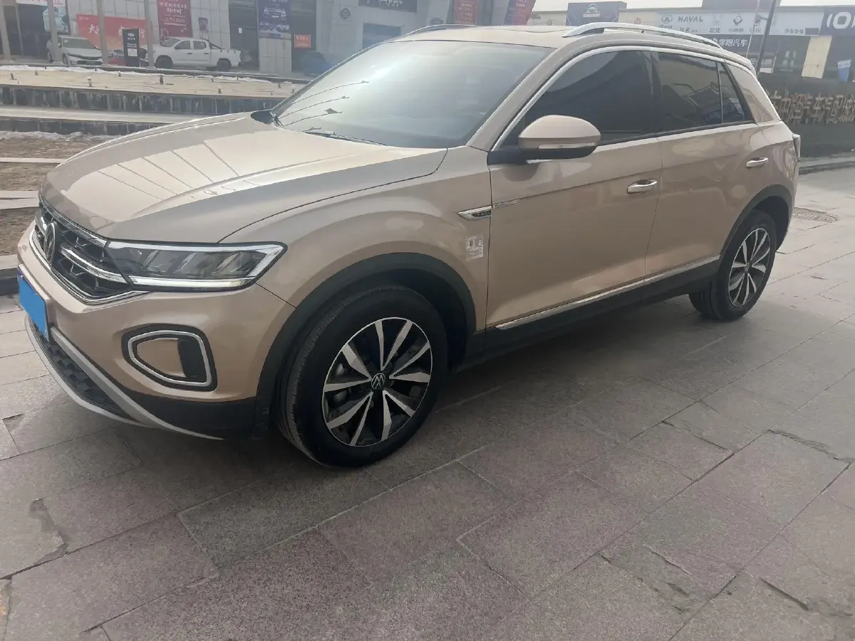2023 Volkswagen T-Roc 1.4T 150HP L4 7DCT