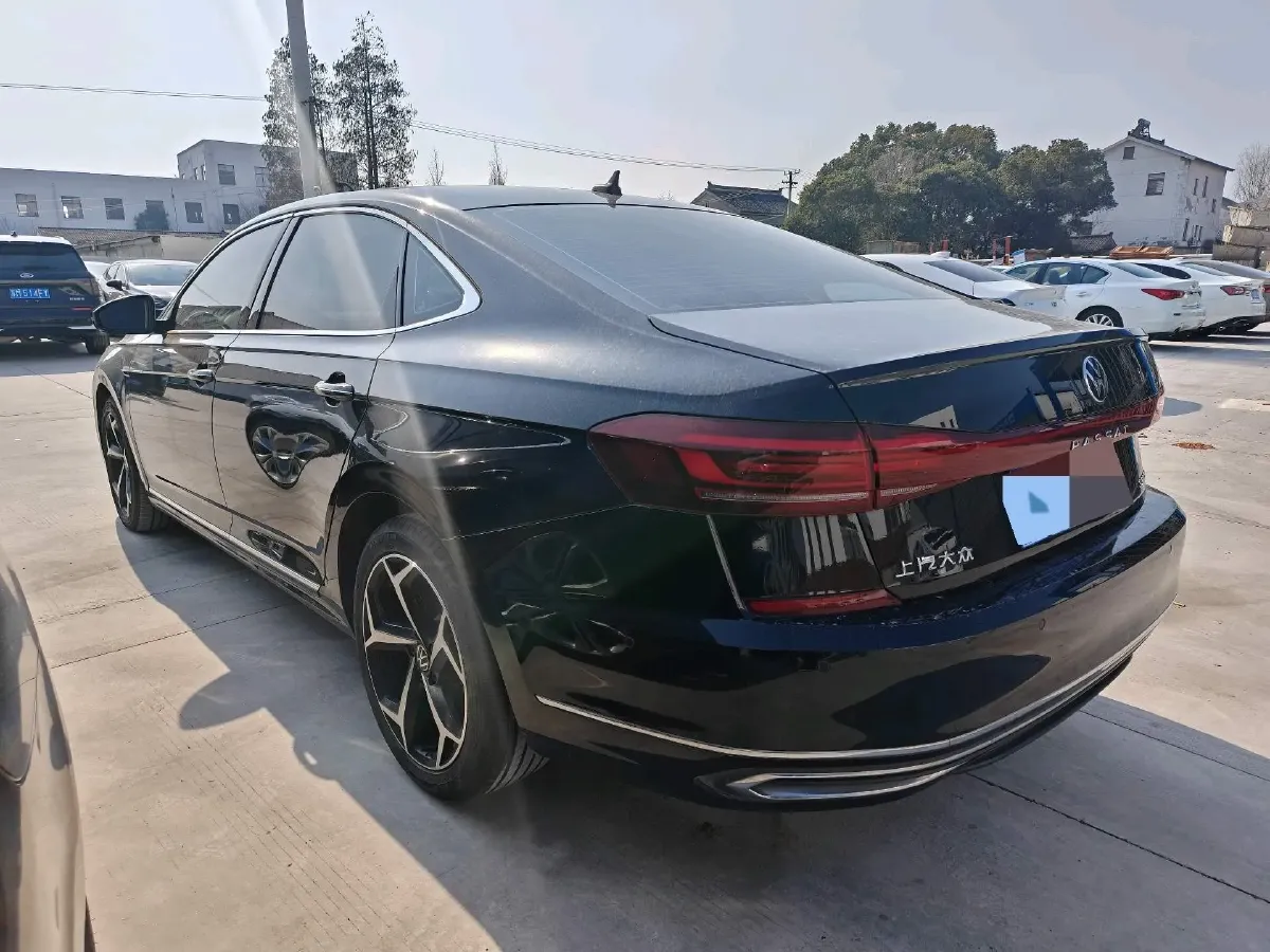 2023 Volkswagen Passat 2.0T 186HP L4 7DCT,autocango,china used car exporter,china ev exporter,chinese used car exporter,chinese used ev exporter