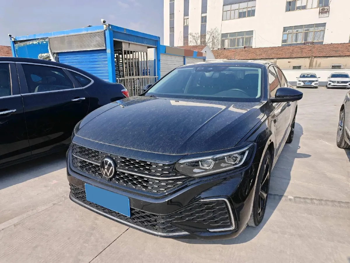 2023 Volkswagen Passat 2.0T 186HP L4 7DCT,autocango,china used car exporter,china ev exporter,chinese used car exporter,chinese used ev exporter