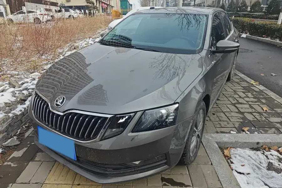 2022 Skoda Octavia 1.5L 113HP L4 6AT