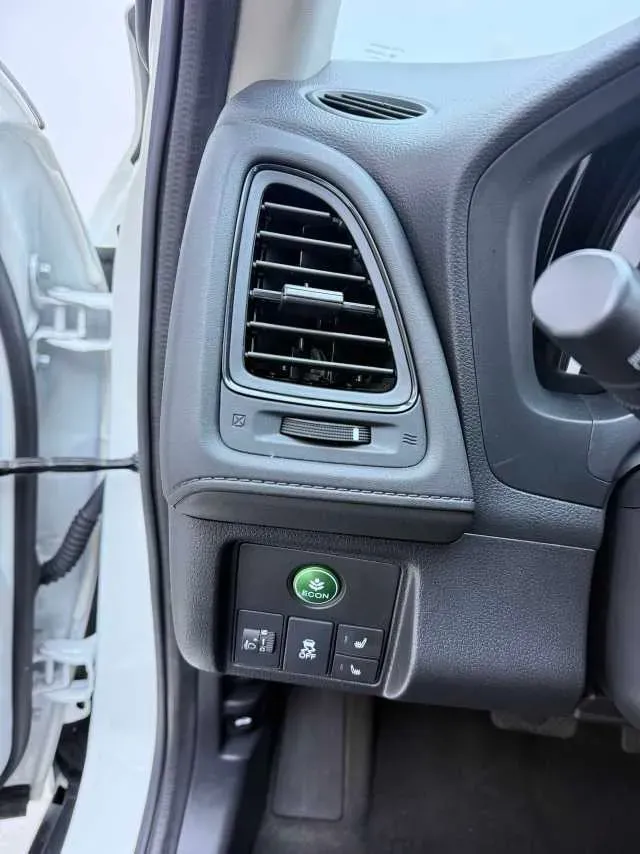 2020 Honda Vezel 1.5L 131HP L4 CVT,autocango,china used car exporter,china ev exporter,chinese used car exporter,chinese used ev exporter