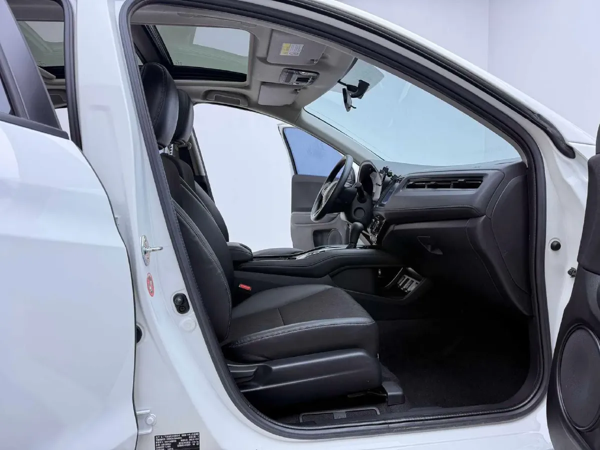 2020 Honda Vezel 1.5L 131HP L4 CVT,autocango,china used car exporter,china ev exporter,chinese used car exporter,chinese used ev exporter