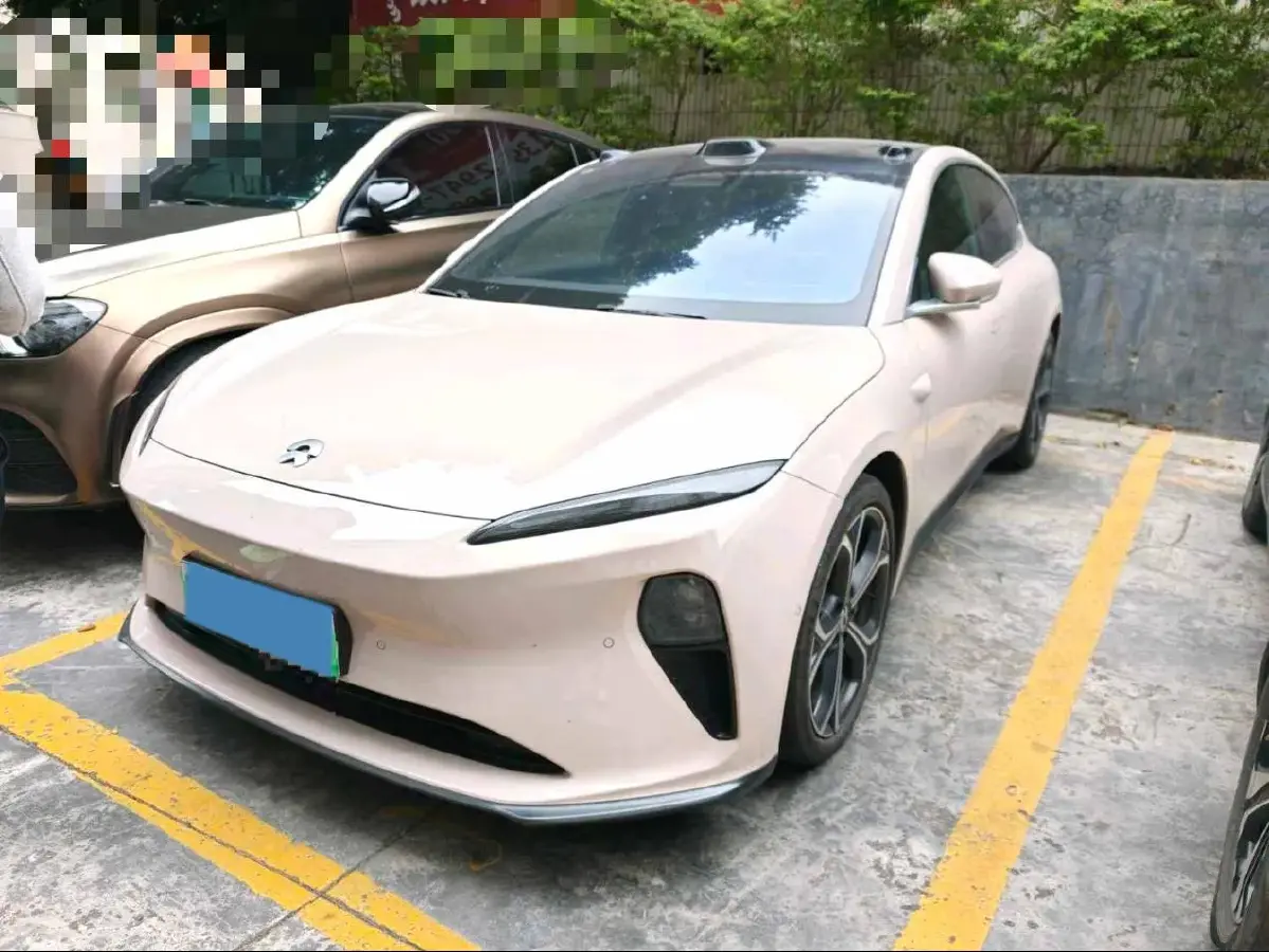 2023 NIO ET5T BEV 75KWH