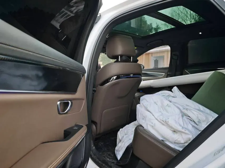 2020 WEY VV7 2.0T 227HP L4 7DCT PHEV,autocango,china used car exporter,china ev exporter,chinese used car exporter,chinese used ev exporter