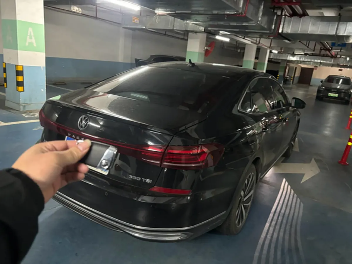 2022 Xpeng P7 BEV 60.2KWH,autocango,china used car exporter,china ev exporter,chinese used car exporter,chinese used ev exporter