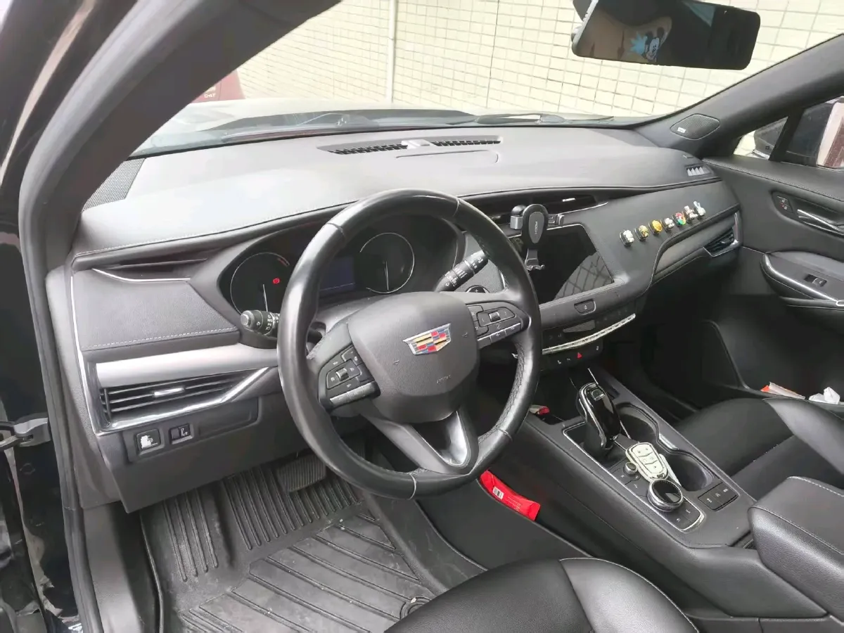 2020 Cadillac XT4 2.0T 241HP L4 9AT,autocango,china used car exporter,china ev exporter,chinese used car exporter,chinese used ev exporter