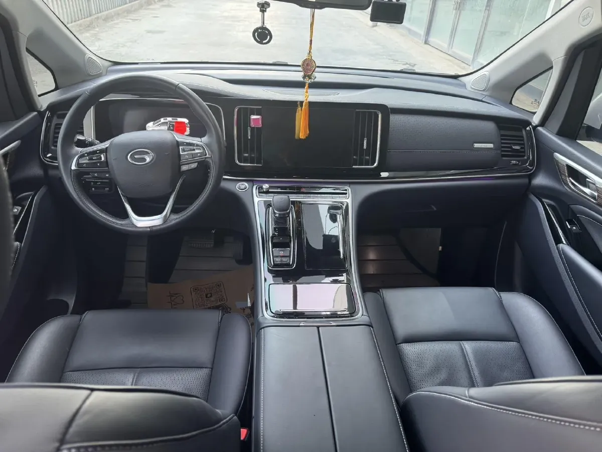 2021 GAC Trumpchi M8 2.0T 252HP L4 8AT,autocango,china used car exporter,china ev exporter,chinese used car exporter,chinese used ev exporter