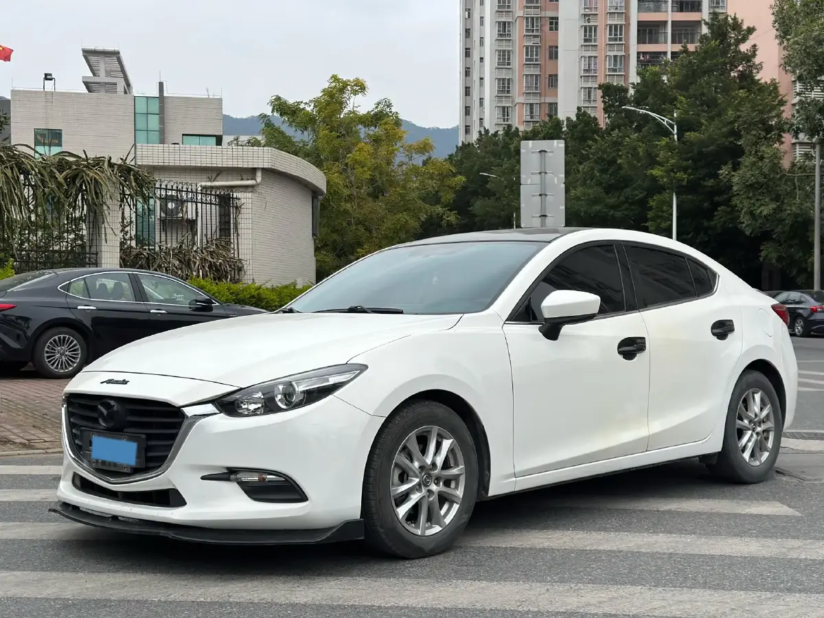 2019 Mazda 3 Axela 1.5L 117HP L4 6AT