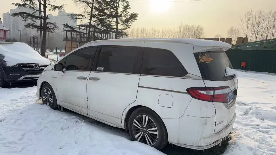 2021 Honda Odyssey 2.0L 146HP L4 E-CVT Hybrid,autocango,china used car exporter,china ev exporter,chinese used car exporter,chinese used ev exporter