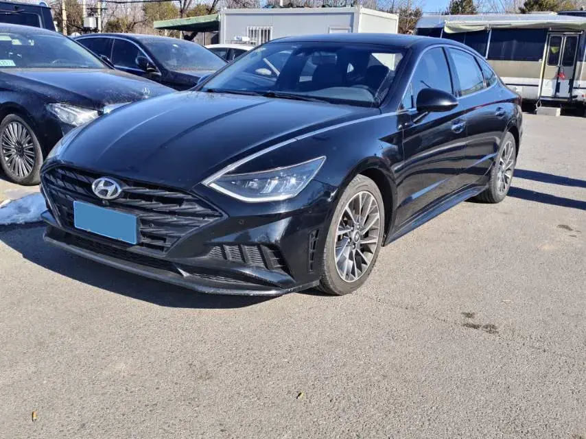 2020 Hyundai Sonata 2.0T 240HP L4 8AT