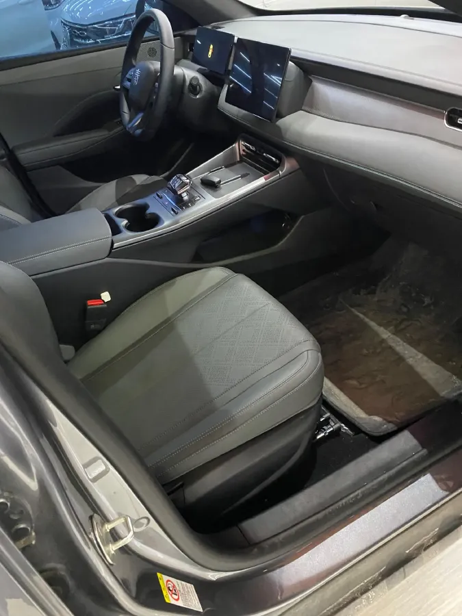 2025 BYD Qin Plus 1.5L 101HP L4 E-CVT PHEV 7.68KWH,autocango,china used car exporter,china ev exporter,chinese used car exporter,chinese used ev exporter