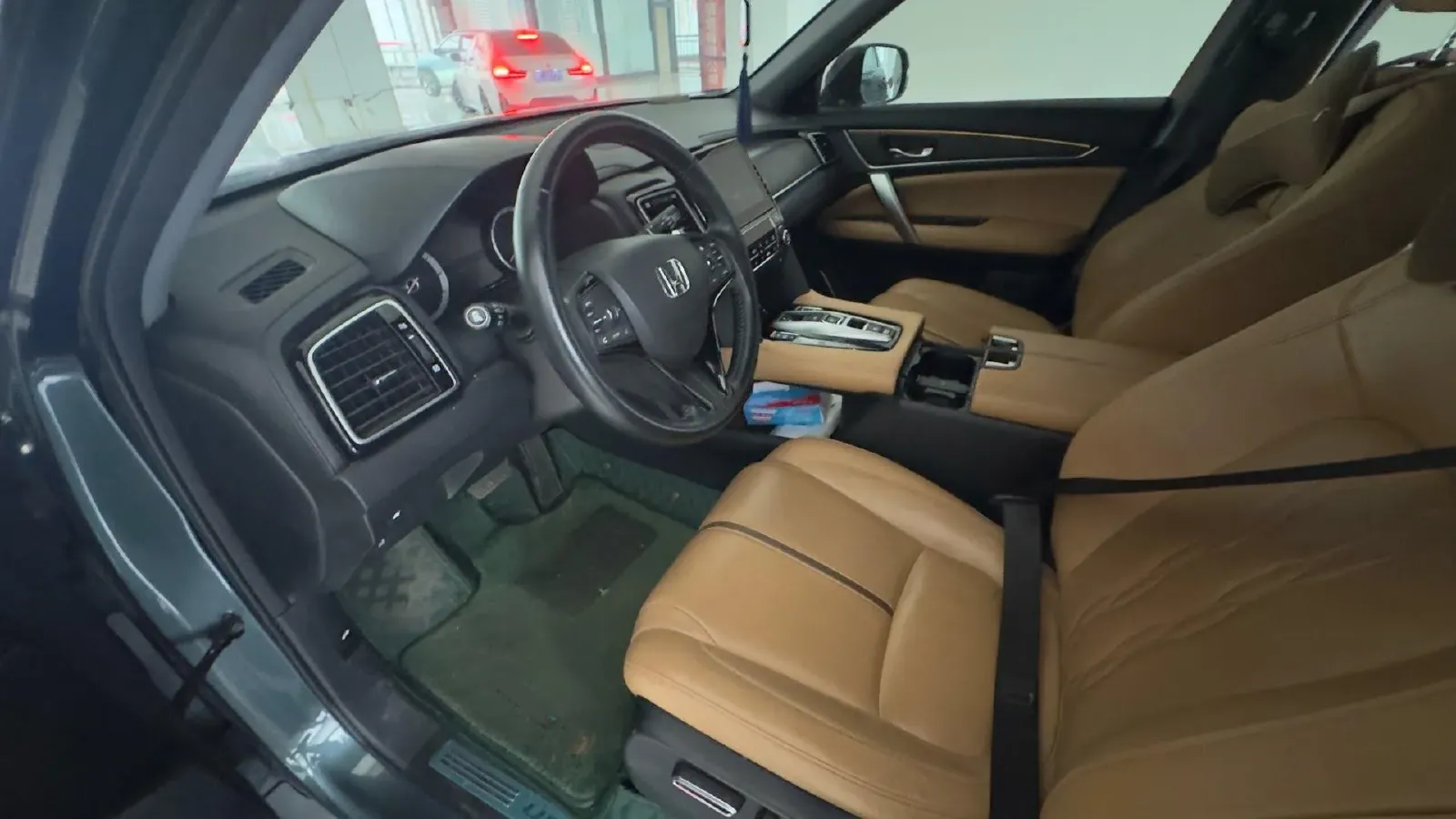 2020 Honda UR-V 2.0T 272HP L4 9AT,autocango,china used car exporter,china ev exporter,chinese used car exporter,chinese used ev exporter